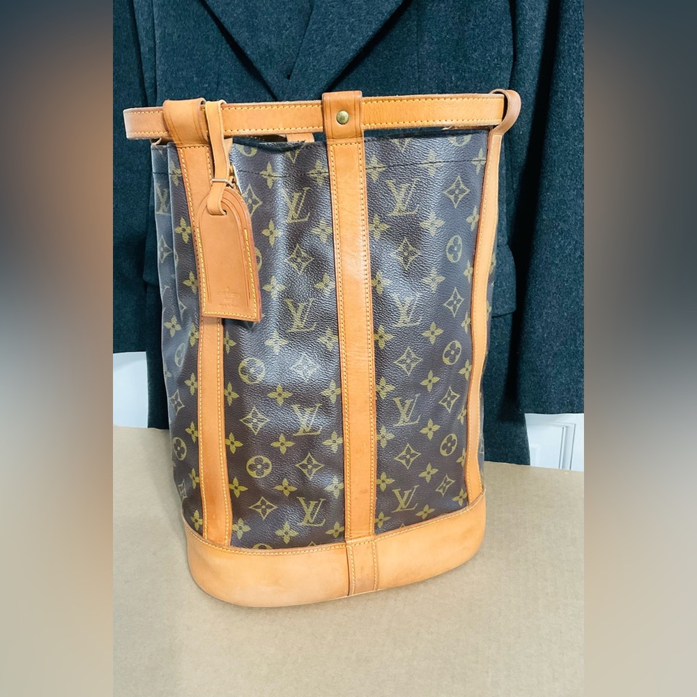 ✅AUTHENTIC LV LARGE RANDONNEE SLING BUCKET BAG - Picture 8 of 10